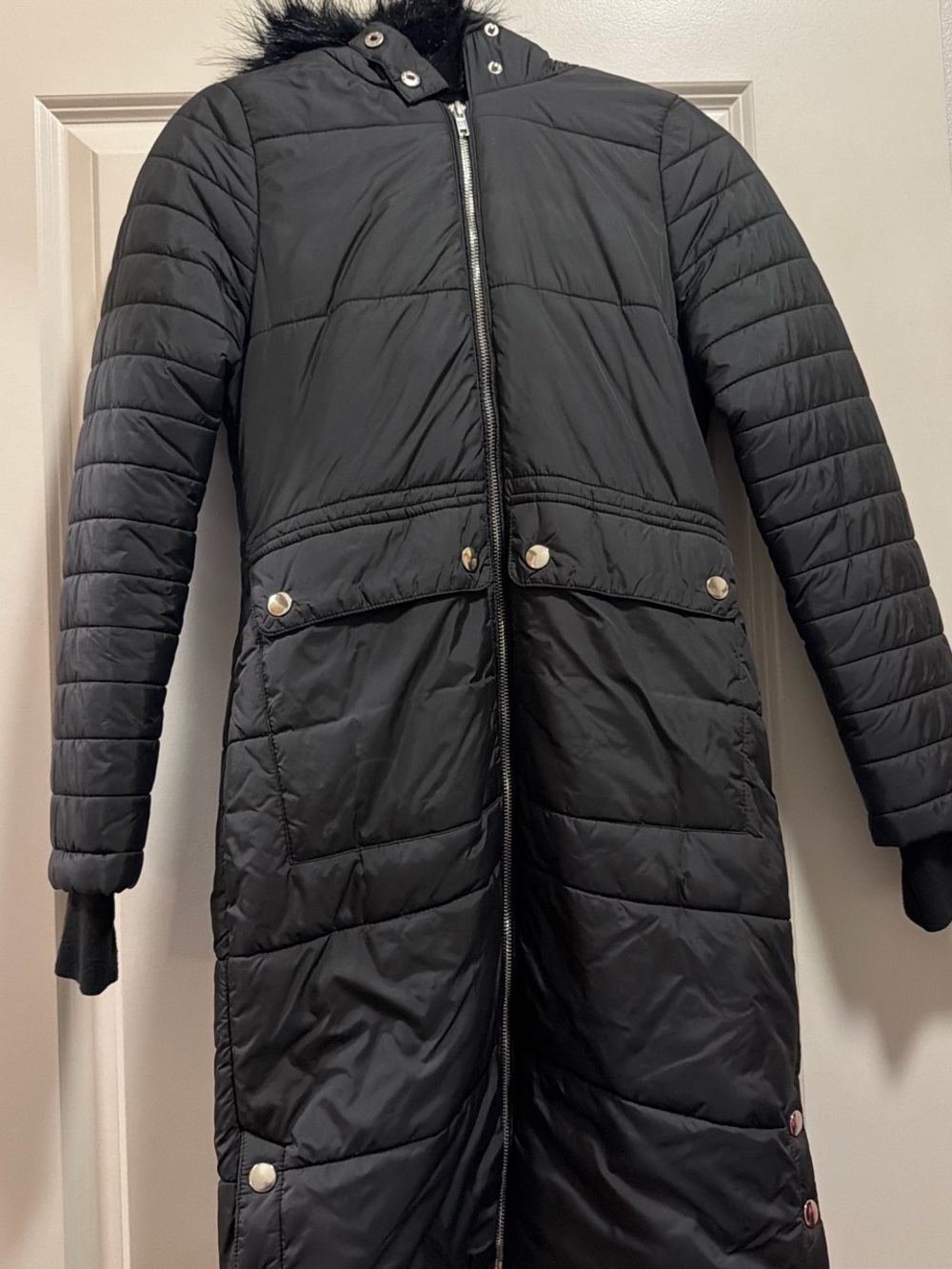 PrettyLittleThing Black Long Quilted Puffer Coat with Hood